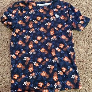 Abercrombie kids t-shirt
